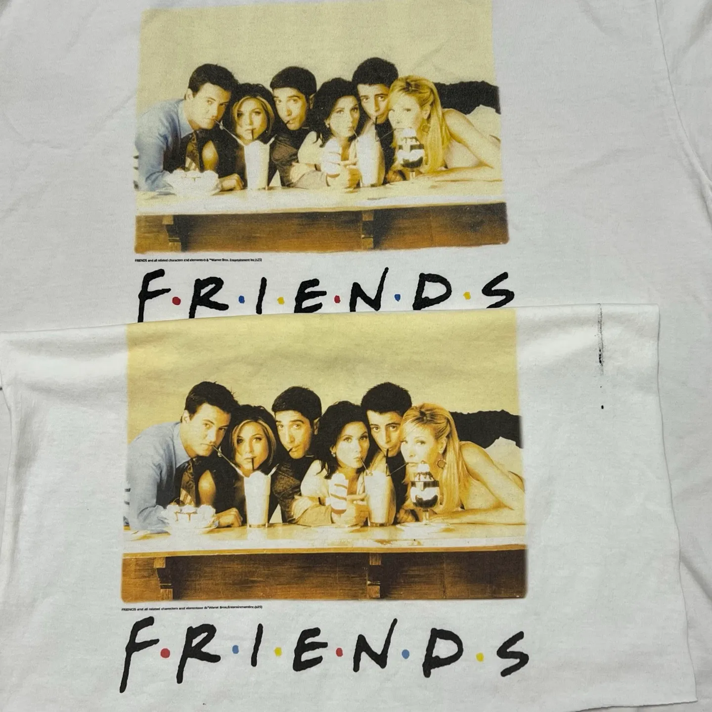 Domestic top printing factory God restores SAINT Mxxxxxx × FRIENDS FRD_SS TEE/FRIENDS/WHT American TV series Friends co-branded short-sleeves White stills TEE Beige S-XL Ready-made garments washed and distressed Correct accessories Friends co-branded wash marks Top purchasing level